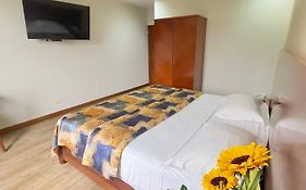 Hotel Esencia Suites